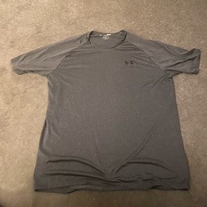 Mens under armour T-shirt